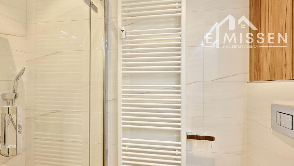 EMISSEN- Na predaj 4-izbový byt 181 m2 s dvoma terasami, 2 garážovými miestami a pivnicou – Trenčín, Saratovská ulica