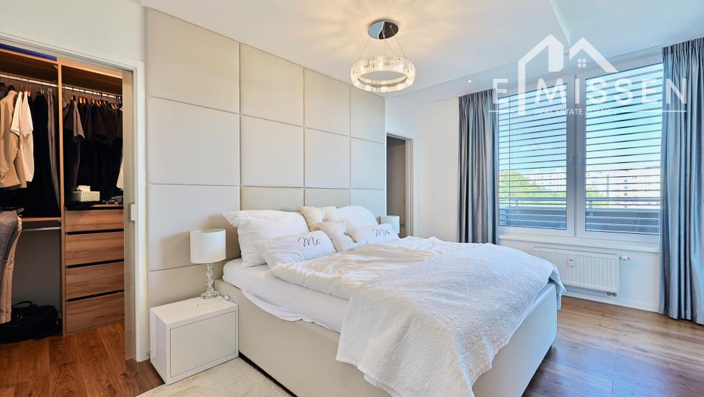 EMISSEN- Na predaj 4-izbový byt 181 m2 s dvoma terasami, 2 garážovými miestami a pivnicou – Trenčín, Saratovská ulica