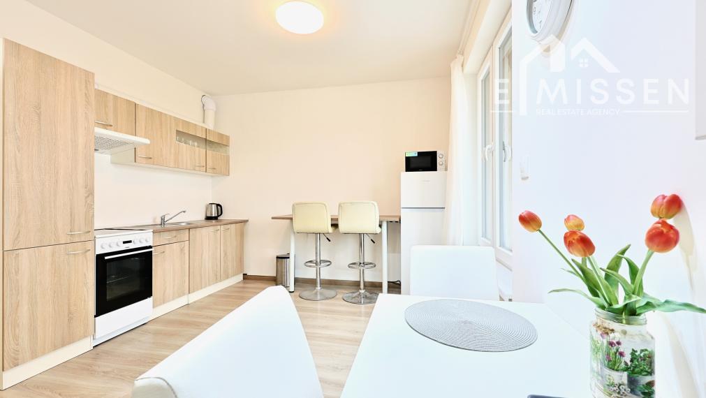 EMISSEN - Na prenájom kompletne zariadený 1,5-izbový byt s loggiou a parkovaním v Bratislave - Bory, ulica Jána Langoša