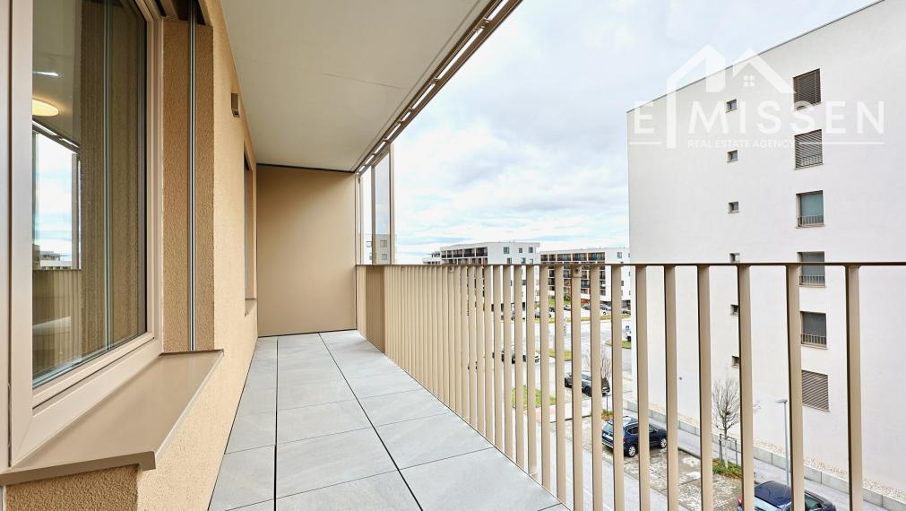 EMISSEN - Na prenájom kompletne zariadený 1,5-izbový byt s loggiou a parkovaním v Bratislave - Bory, ulica Jána Langoša