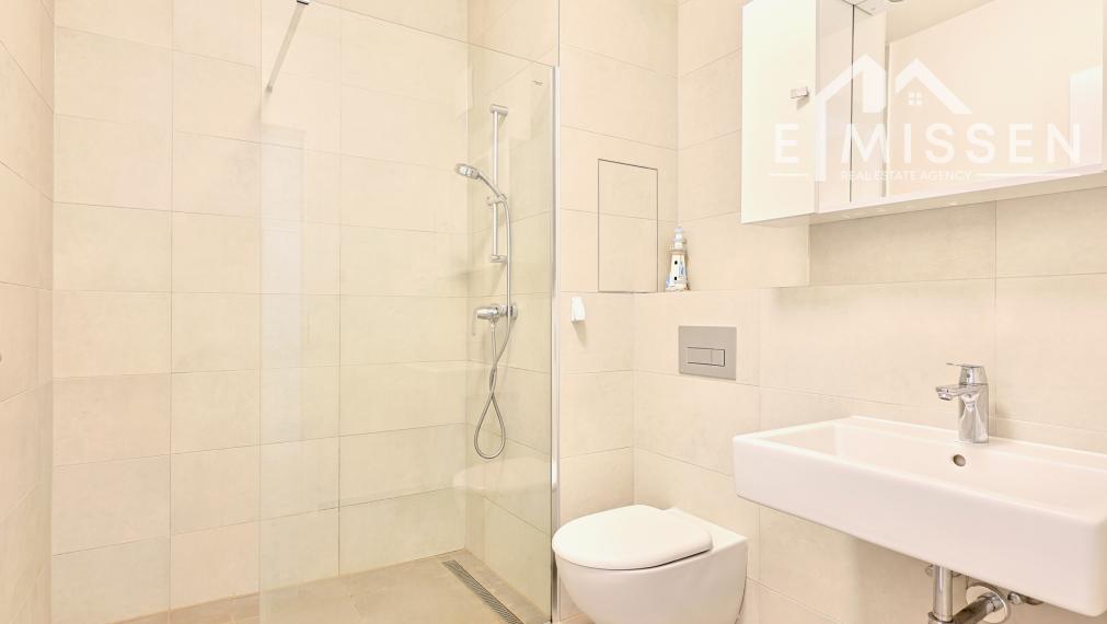 EMISSEN - Na prenájom kompletne zariadený 1,5-izbový byt s loggiou a parkovaním v Bratislave - Bory, ulica Jána Langoša