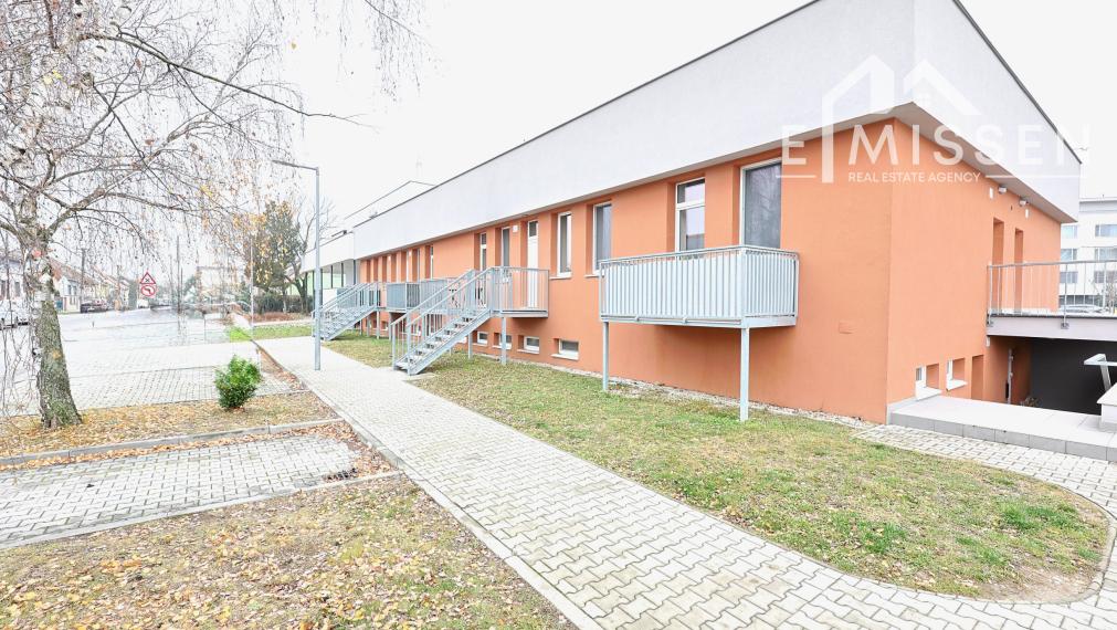 EMISSEN - Na predaj krásny 2-izbový apartmán v Devínskej Novej Vsi na ulici Bystrická.