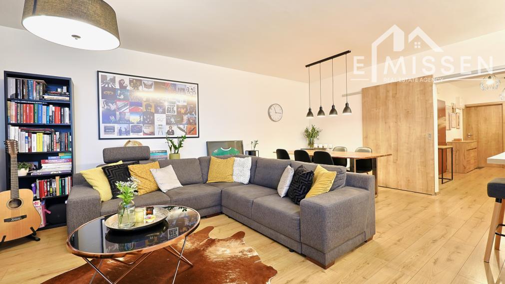 EMISSEN – REZERVOVANÉ - Na predaj krásny 3-izbový byt 91,75 m2 s dvoma balkónmi a parkovaním – Galvaniho ulica, Bratislava