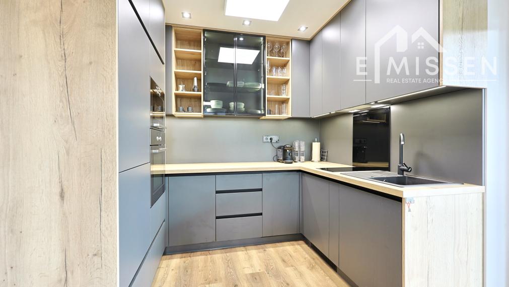 EMISSEN – NA PRENÁJOM 2-IZBOVÝ BYT S PREDZÁHRADKOU A PARKOVACÍM MIESTOM NA ULICI BYSTRICKÁ V D.N.V.