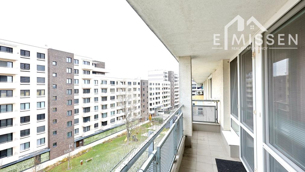 EMISSEN – PREDANÉ - 3-izbový byt 91,75 m2 s dvoma balkónmi a parkovaním – Galvaniho ulica, Bratislava
