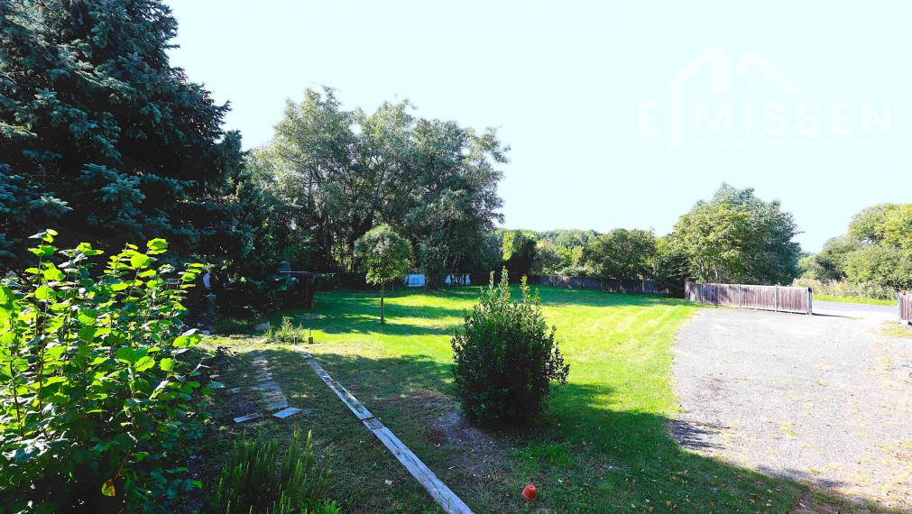 EMISSEN – NA PREDAJ ROZĽAHLÝ 16,22 ÁROVÝ STAVEBNÝ POZEMOK V STUPAVE NA BÝVANIE A/ALEBO NA PODNIKANIE