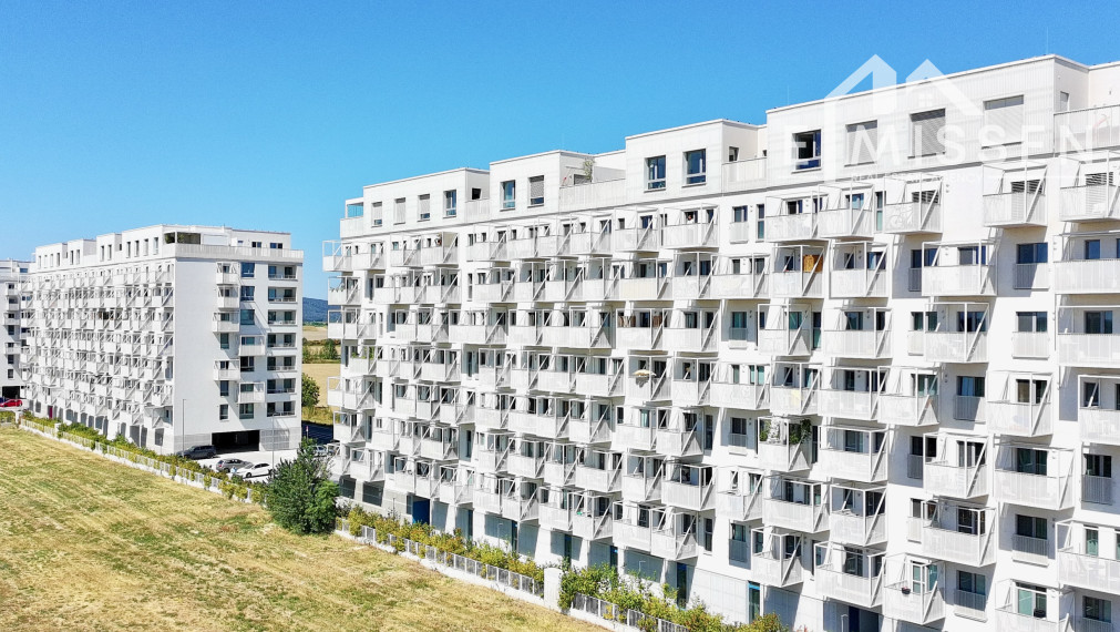 EMISSEN – For sale a beautiful 2 – room apartment in SLNEČNICE – Labutia Street