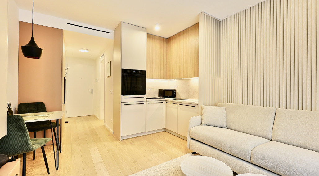 EMISSEN – NA PRENÁJOM LUXUSNÝ 1‑IZBOVÝ BYT V PROJEKTE  VYDRICA, STARÉ MESTO