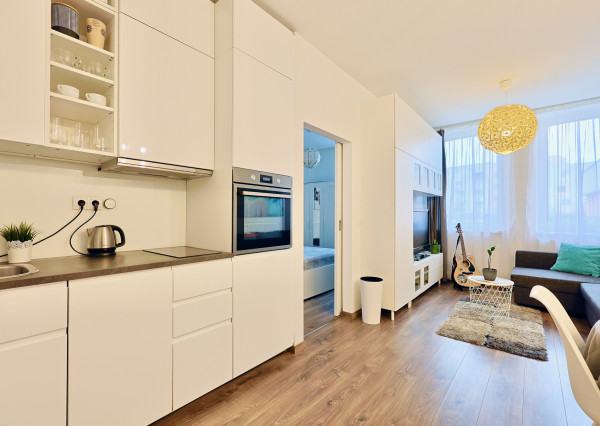 EMISSEN - Na predaj krásny 2-izbový apartmán v Devínskej Novej Vsi na ulici Bystrická.