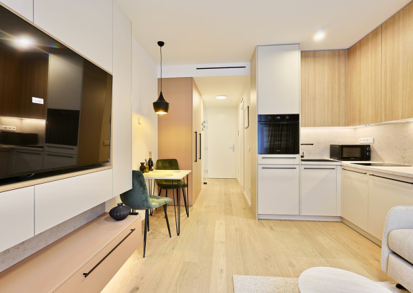 EMISSEN – Na prenájom 1‑izbový byt v projekte VYDRICA, Staré Mesto