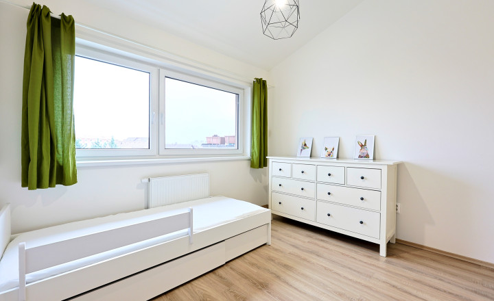EMISSEN – PRENAJATÉ - zariadený 3i byt s parkovaním vo Svätom Juri – Rulandská ulica - fotografia 5