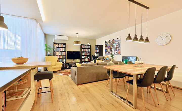 EMISSEN – PREDANÉ - 3-izbový byt 91,75 m2 s dvoma balkónmi a parkovaním – Galvaniho ulica, Bratislava - fotografia 3