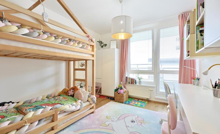 EMISSEN – PREDANÉ - 3-izbový byt 91,75 m2 s dvoma balkónmi a parkovaním – Galvaniho ulica, Bratislava - fotografia 12