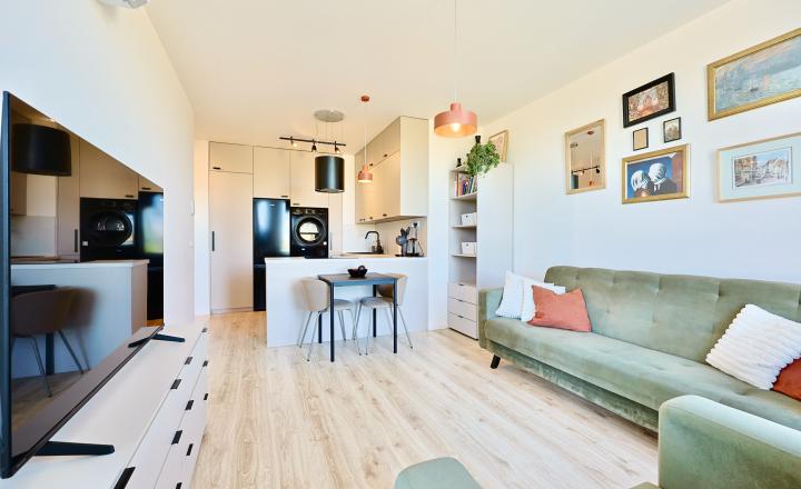 EMISSEN – For sale a beautiful 2 – room apartment in SLNEČNICE – Labutia Street - fotografia 1
