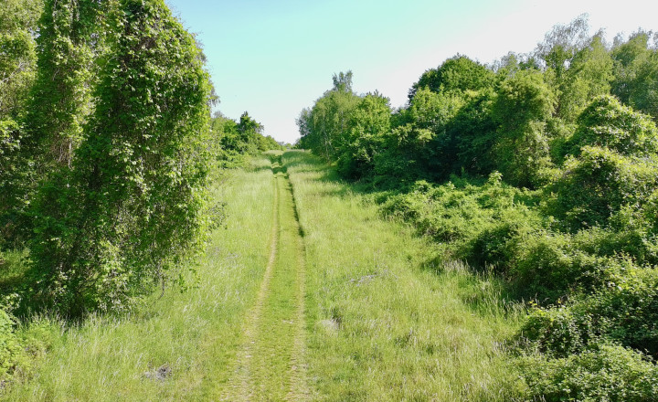 EMISSEN – Investment land for sale in Stupava with potential for the construction of 3 single-family homes - fotografia 3