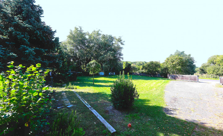 EMISSEN – FOR SALE  LARGE 16.22 ACRES OF LAND IN STUPAVA FOR RESIDENTIAL AND/OR COMMERCIAL USE - fotografia 2